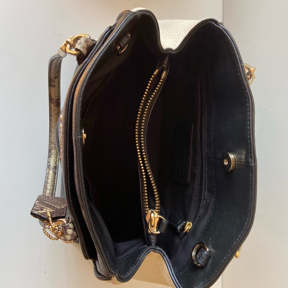 Coach Handbag - Picture 5 of 6